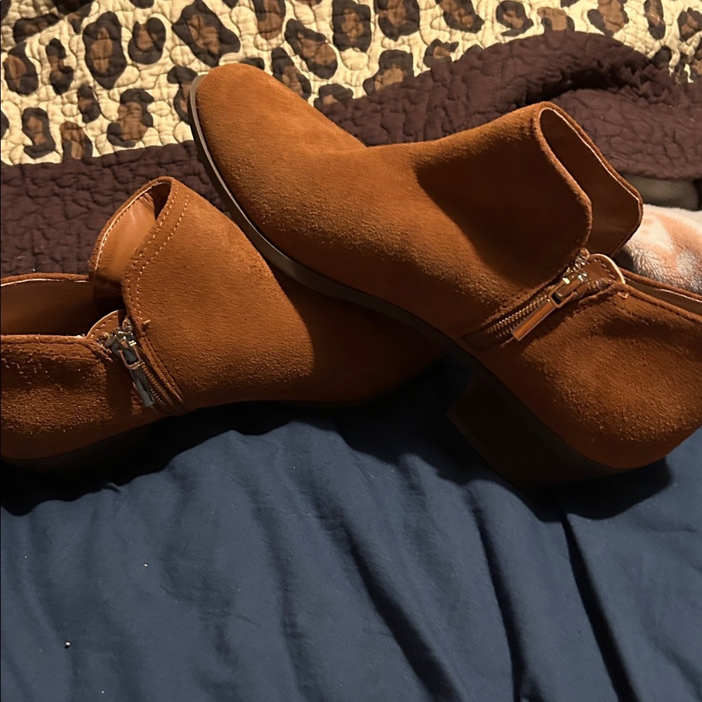 Ankle boots